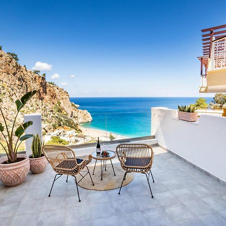 Yploui Suites Karpatos Zewnętrze zdjęcie