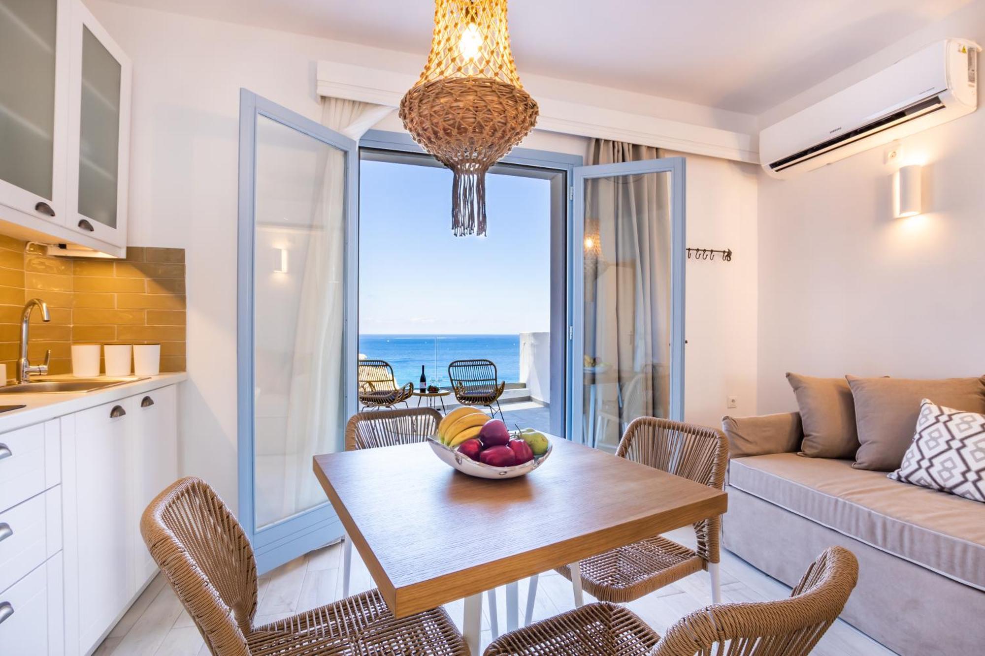 Yploui Suites Karpatos Zewnętrze zdjęcie