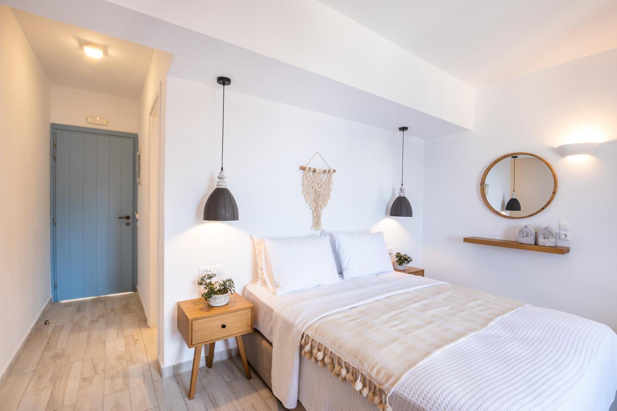Yploui Suites Karpatos Zewnętrze zdjęcie