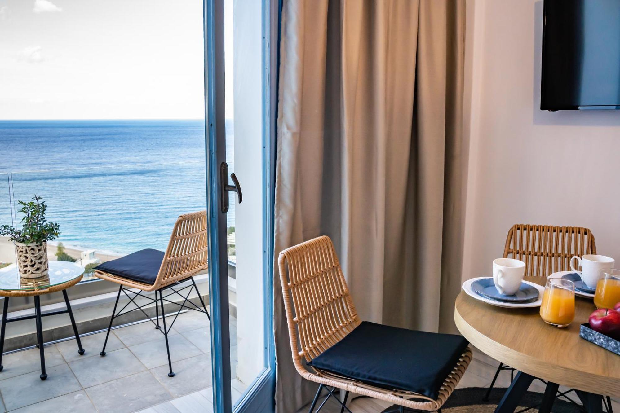 Yploui Suites Karpatos Zewnętrze zdjęcie