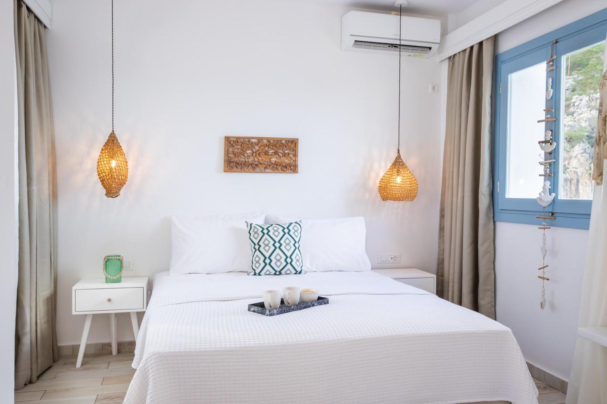 Yploui Suites Karpatos Zewnętrze zdjęcie