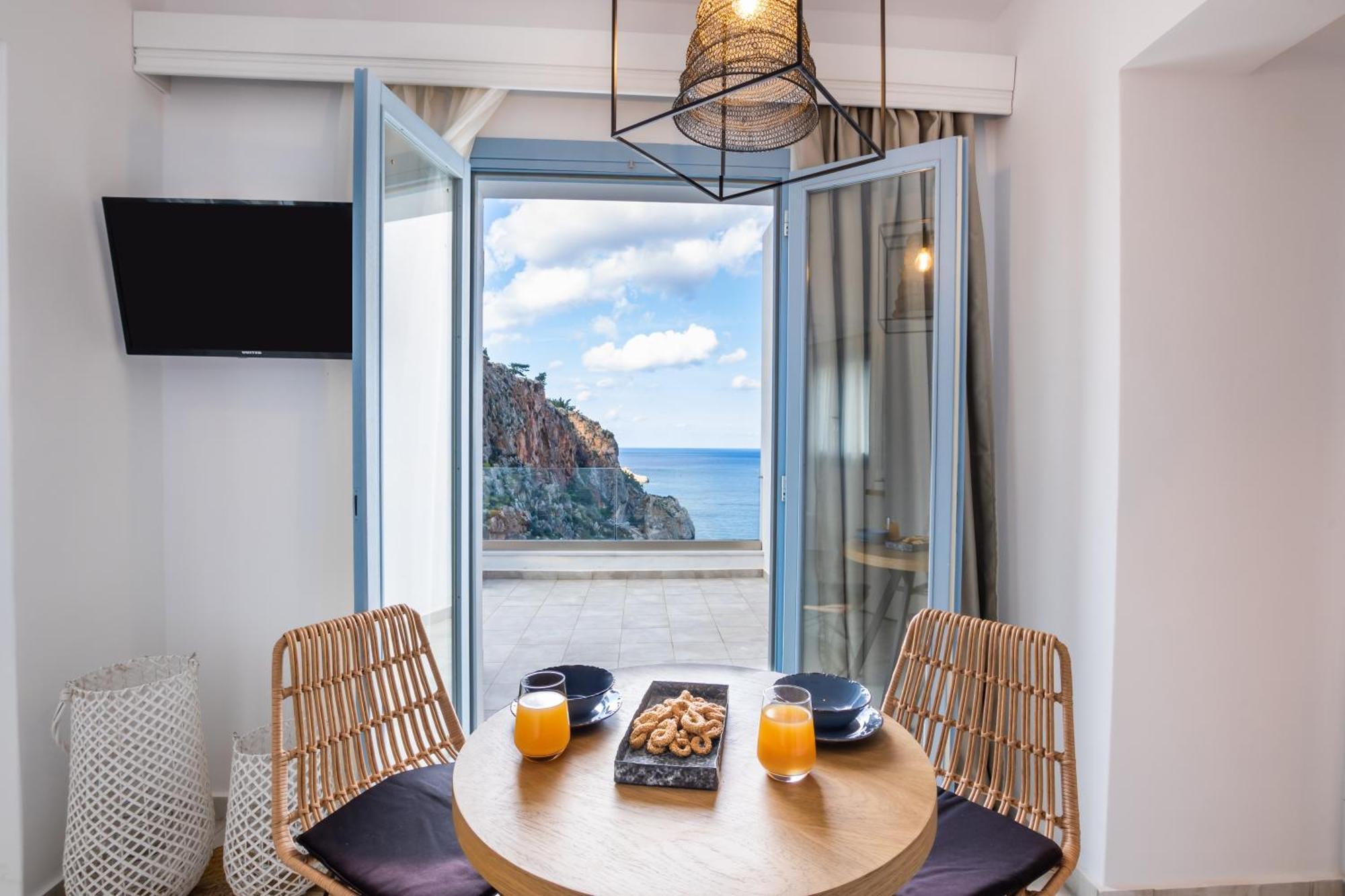 Yploui Suites Karpatos Zewnętrze zdjęcie