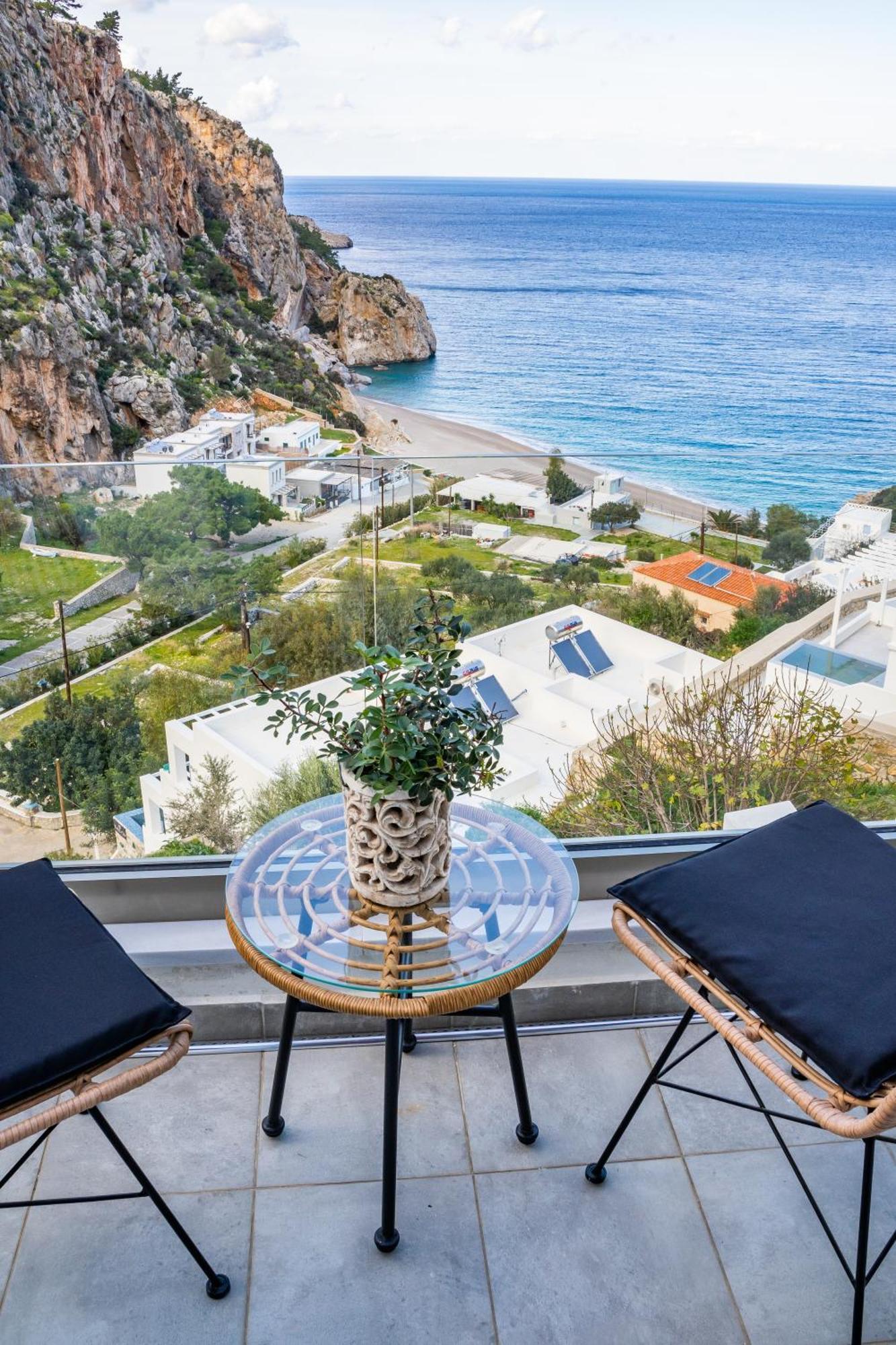 Yploui Suites Karpatos Zewnętrze zdjęcie