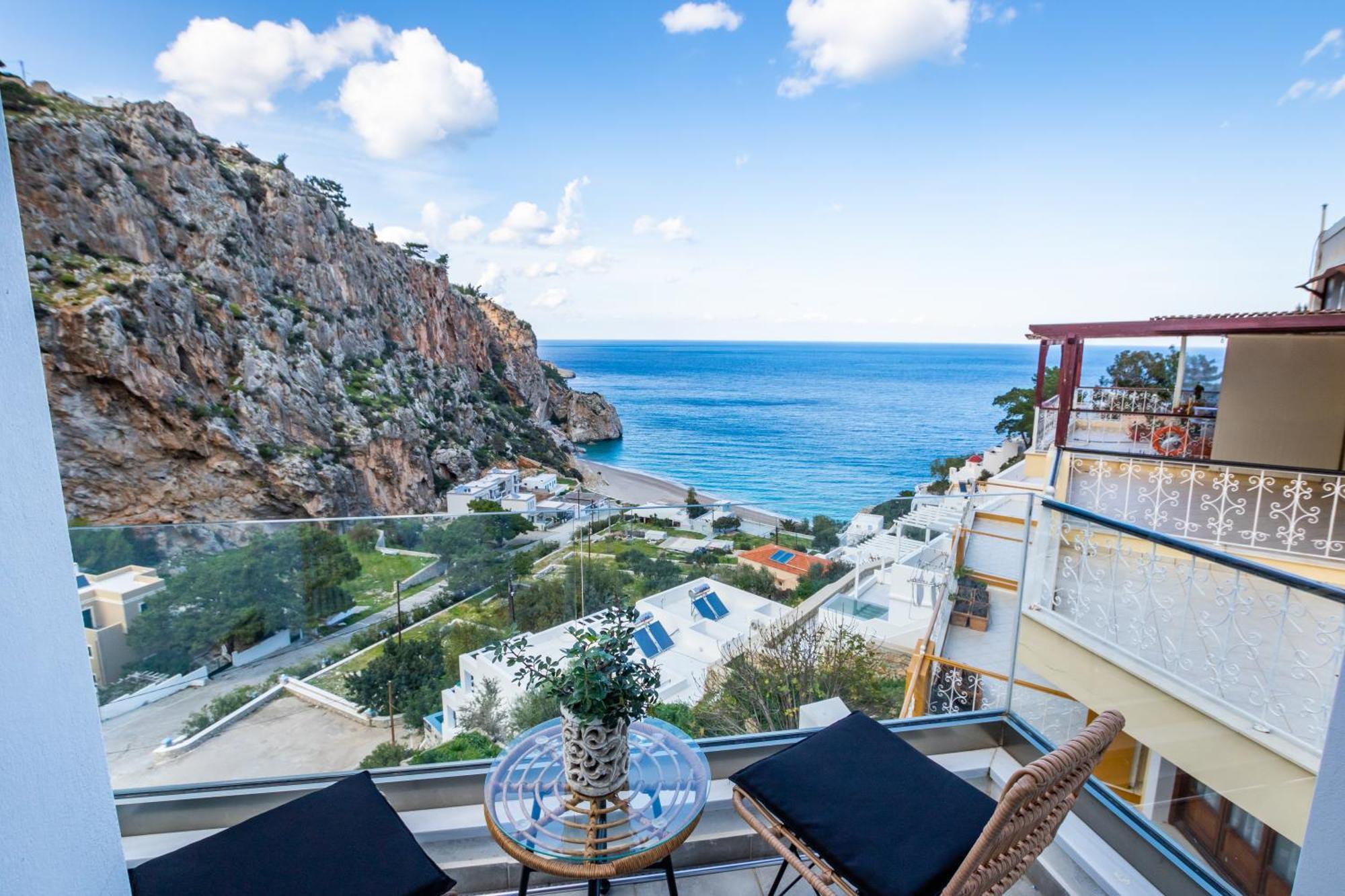 Yploui Suites Karpatos Zewnętrze zdjęcie