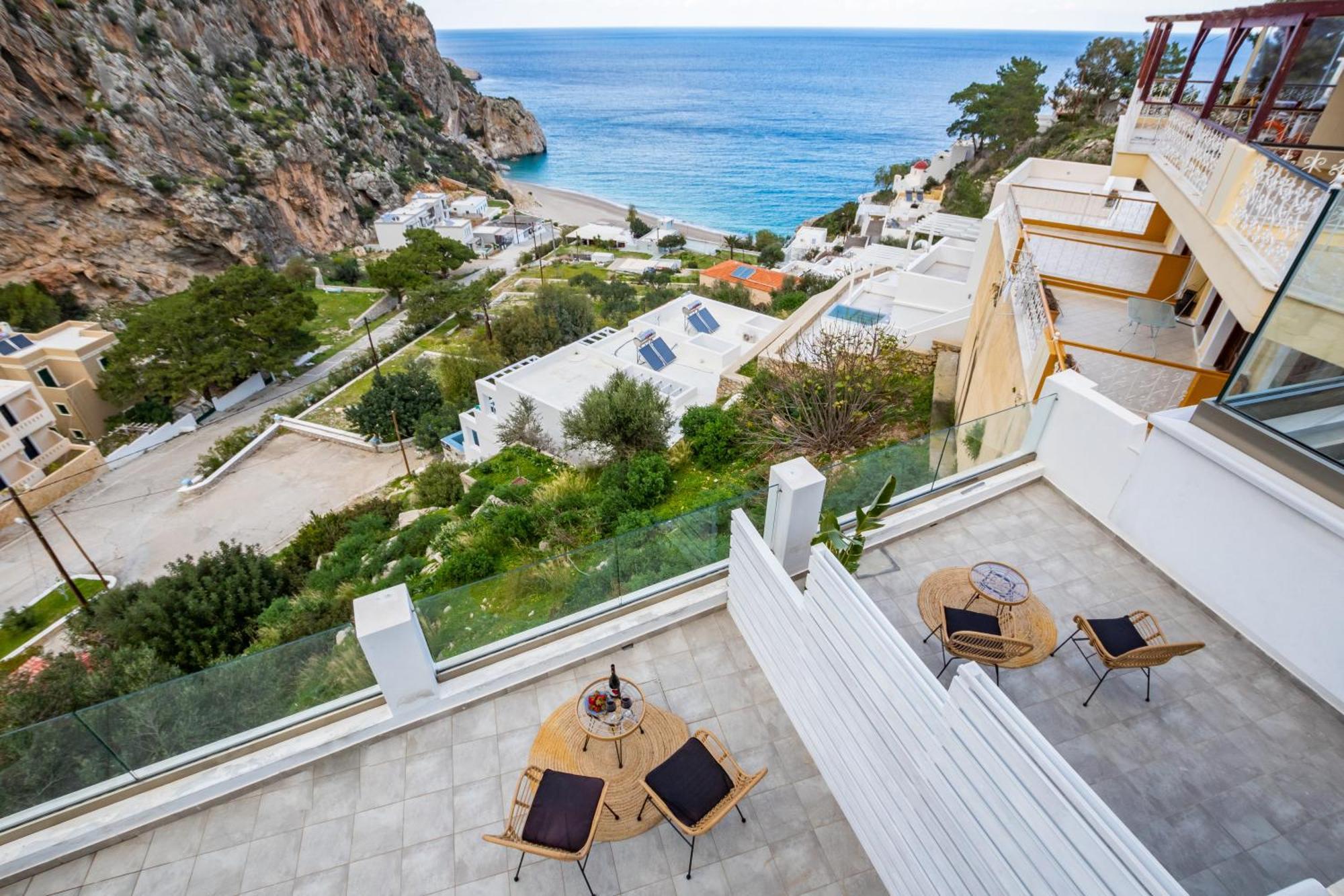 Yploui Suites Karpatos Zewnętrze zdjęcie